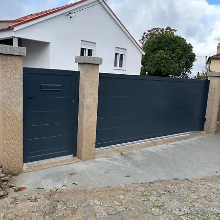 بيت للعطل Casa Renovada E Moderna A 1Km Do Centro Vila Melagaco